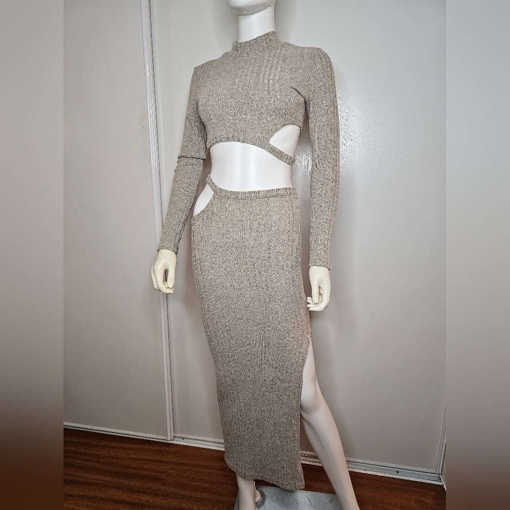 Womens Sexy Cut Out  Cropped Top Long Sleeve w/ Cut Out Skirt w/ Slit Size XS